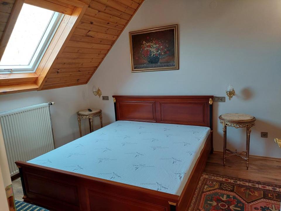 Gombos Apartman Lägenhet Hajdúszoboszló Exteriör bild