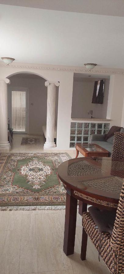 Gombos Apartman Lägenhet Hajdúszoboszló Exteriör bild